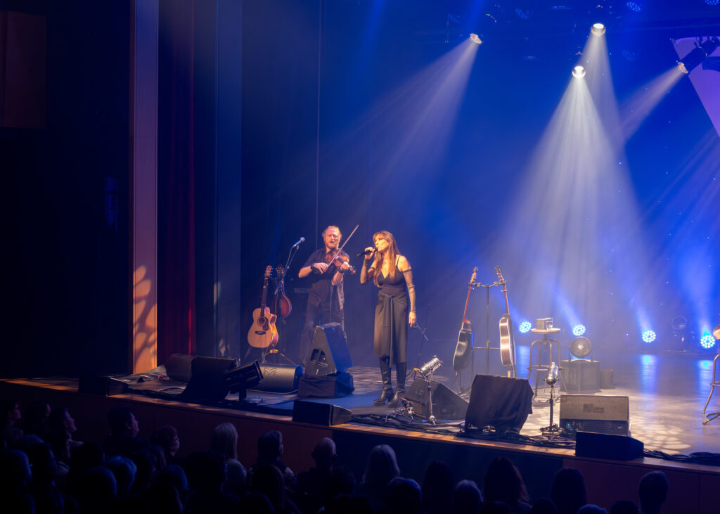 20241115-lynda_lemay-les_culturailes-©eloise_genoud.02 Les Culturailes - Des spectacles inoubliables, juste à côté de chez vous ! Châtel-St-Denis