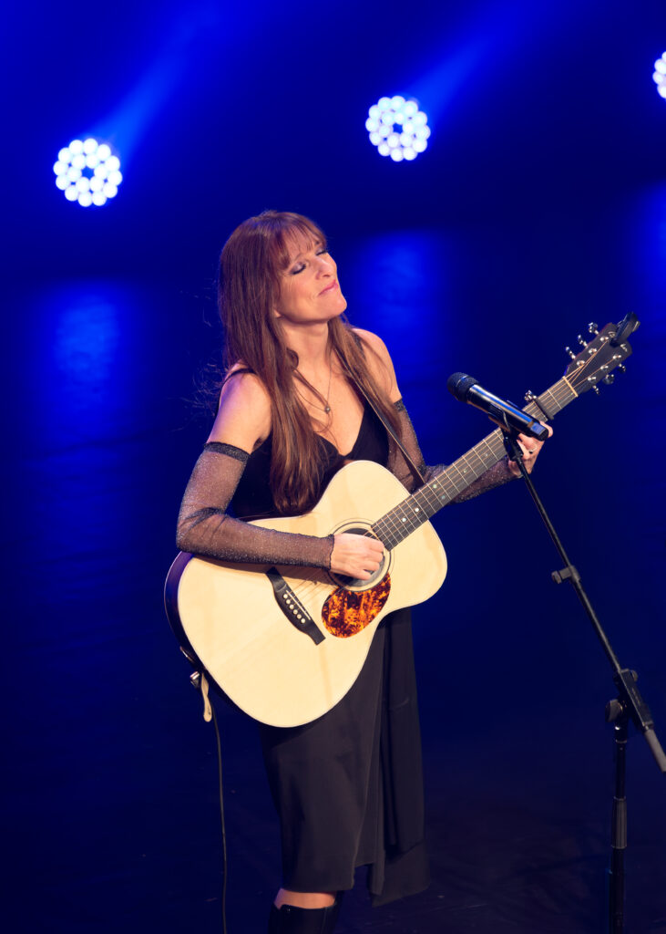 20241115-lynda_lemay-les_culturailes-©eloise_genoud.08 Les Culturailes - Des spectacles inoubliables, juste à côté de chez vous ! Châtel-St-Denis