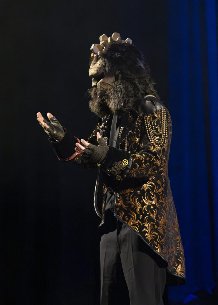 20251206-la_belle_et_la_bete-©eloise_genoud-les_culturailes.16 Les Culturailes - Des spectacles inoubliables, pour rire, rêver et s’étonner.